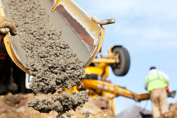 Best Custom Concrete Contractor  in Waverly, VA
